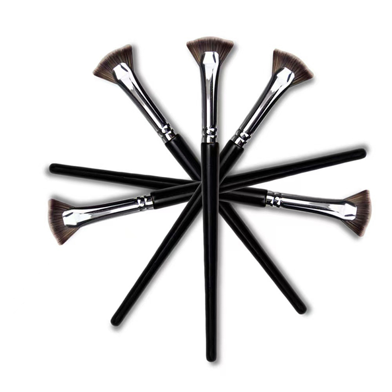 1 brosse à cils en forme d'éve - Beauty No Makeup avis et prix